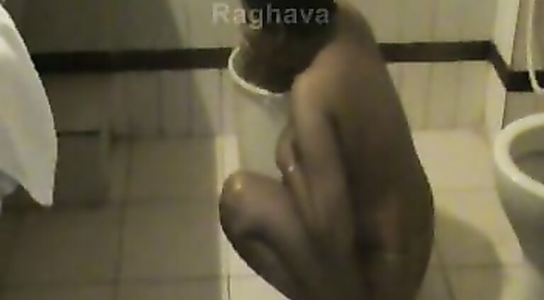 Mumbai Wife Jaya In Shower - Movies.