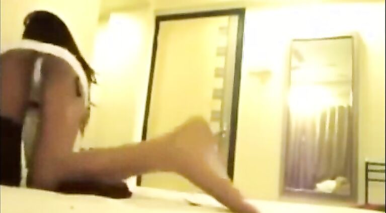 Young Agra couple leaked video clip from her honeymoon sucking and fucking on their honeymoon