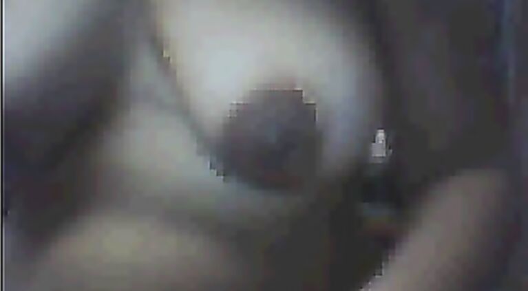 Desi Housewife WebCam - Movies.
